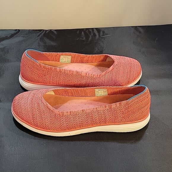 PROPET ROUND TOE SLIP-ON STYLE WOMEN"S FLAT SHOE - Picture 12 of 12